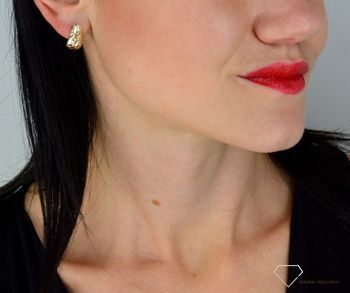 Złote kolczyki zapięcie angielskie KL5427 ✓Kolczyki złote w Sklepie z Biżuterią zegarki-diament.pl✓Piękne i Eleganckie Kolczyki dla Kobiet✓Prawdziwe Złoto✓Darmowa wysyłka✓ (4).JPG